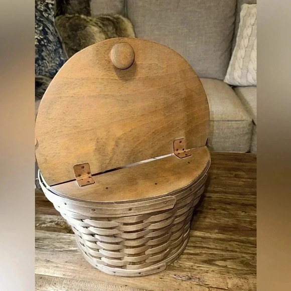 1986 Vintage Longaberger Handwoven Storage Basket Swing Handle Hinged Lid Rare - Picture 4 of 16